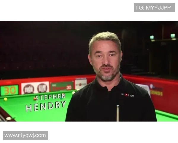 猜猜他是谁？现役足球球星面容大揭秘，球迷必答挑战！