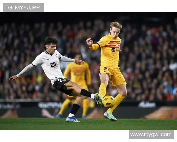 足球球星电脑壁纸精选高清大图展现激情与荣耀瞬间 足球球星电脑壁纸精选高清大图展现激情与荣耀瞬间